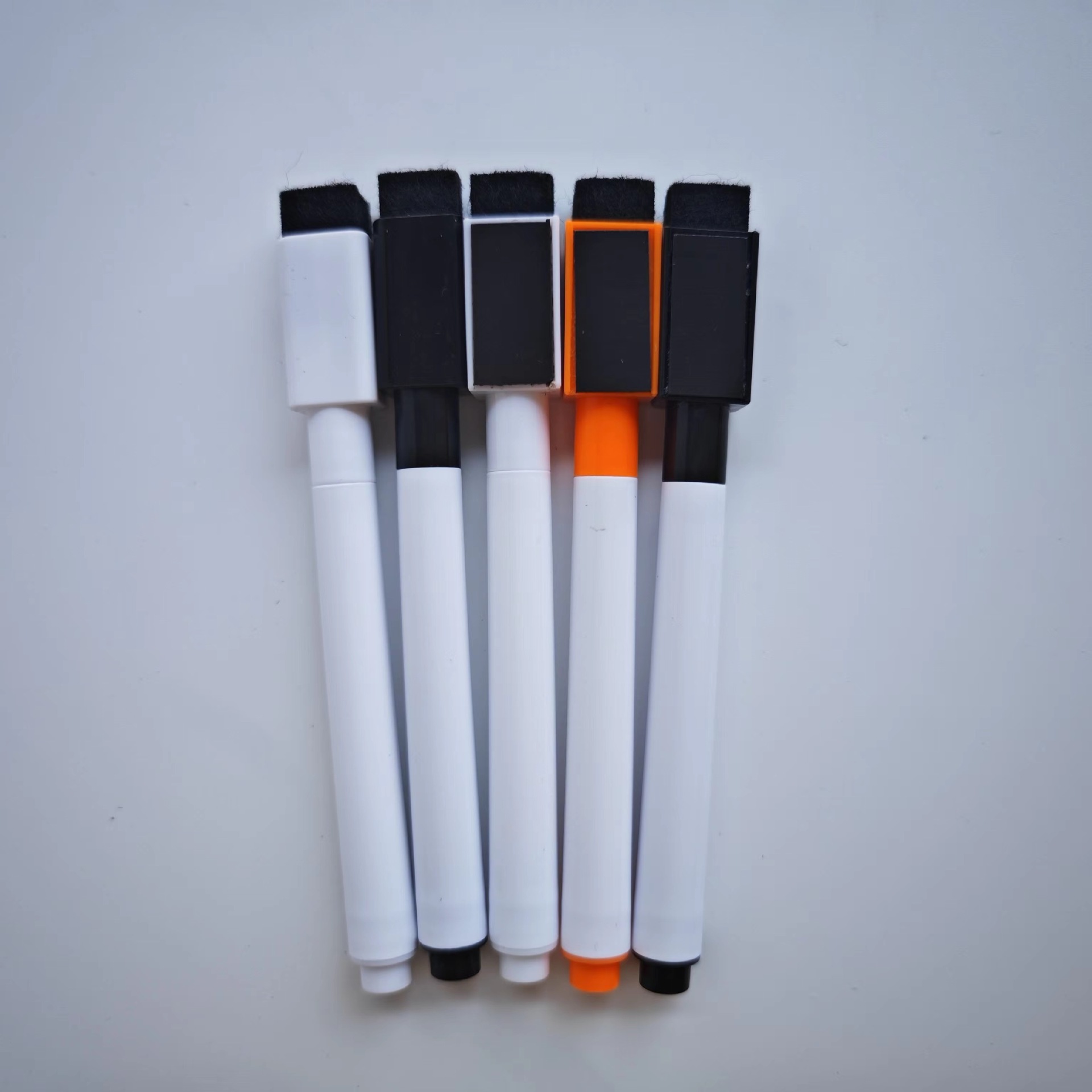 Magnetic Liquid Chalk Whiteboard Markers
